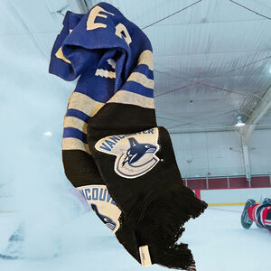 Vancouver Canucks Team Scarf 62" Long New With Tags Official Licensed NHL